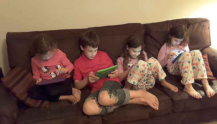 Screen time limits for homeschoolers