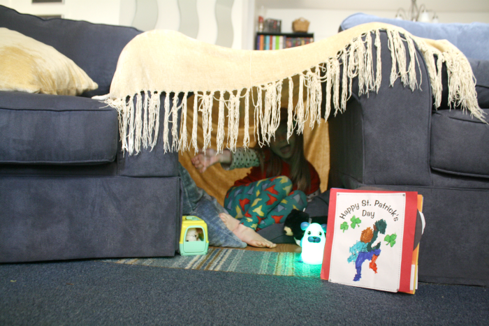 Easy and Fun Blanket Fort Family Night Idea by The Littles & Me